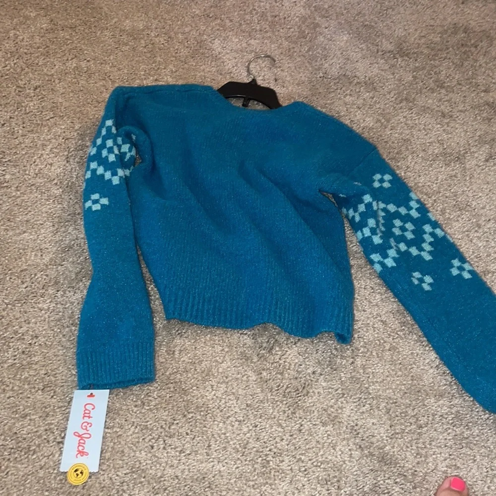 Cat and jack child’s sweater in teal size L super comfy